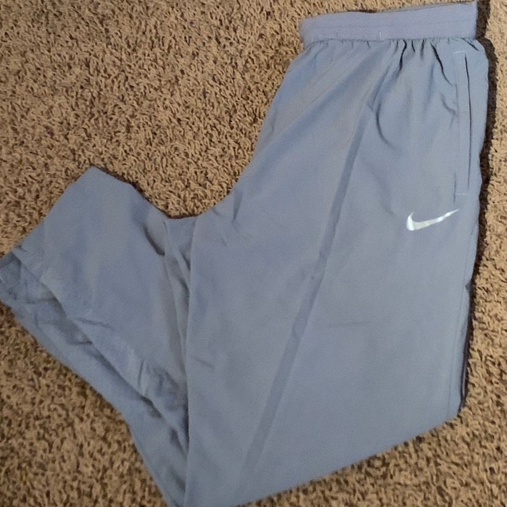Nike sleek pants